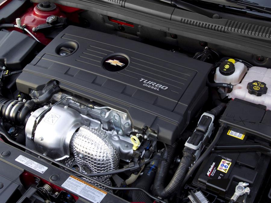 Chevrolet Cruze Hatchback 2011 года  (фото 4 из 19)